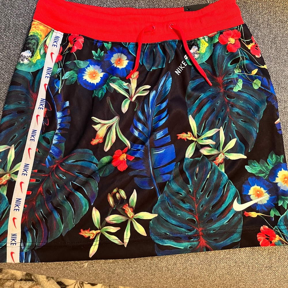 Nike Tropical Floral Skirt (size S), brand new with tags